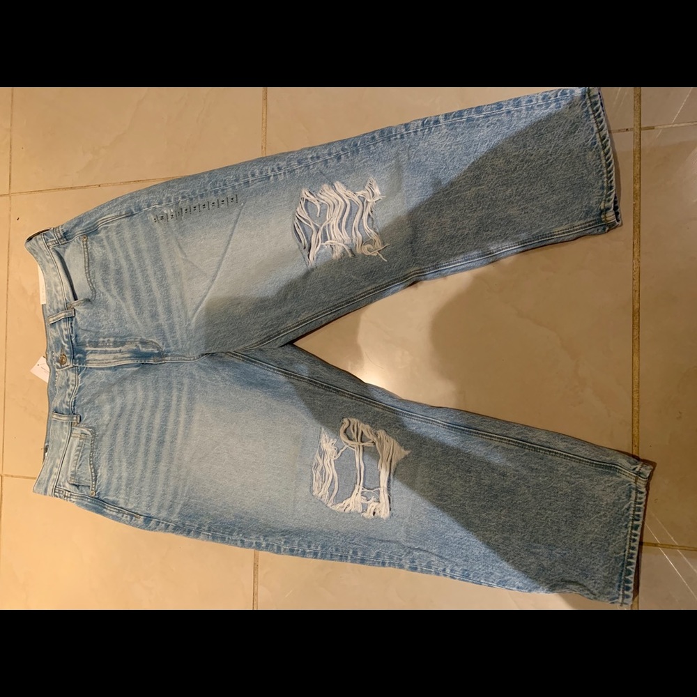 American Eagle mom jeans